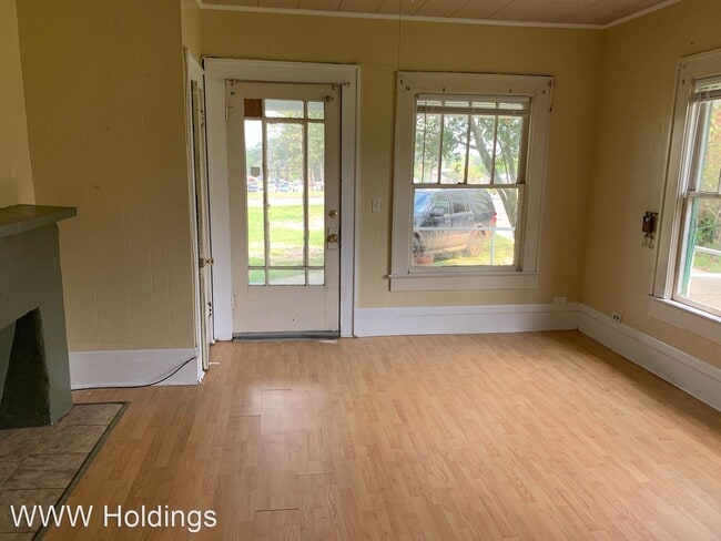 Building Photo - 3 br, 2 bath House - 811 Cooktown Rd