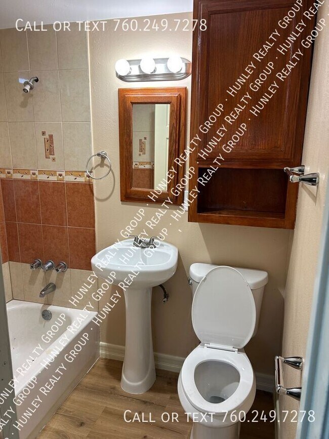 Foto del edificio - 12675 Tonikan Rd