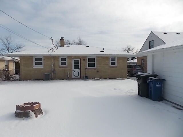 Building Photo - Wonderful Single Family Home in Racine