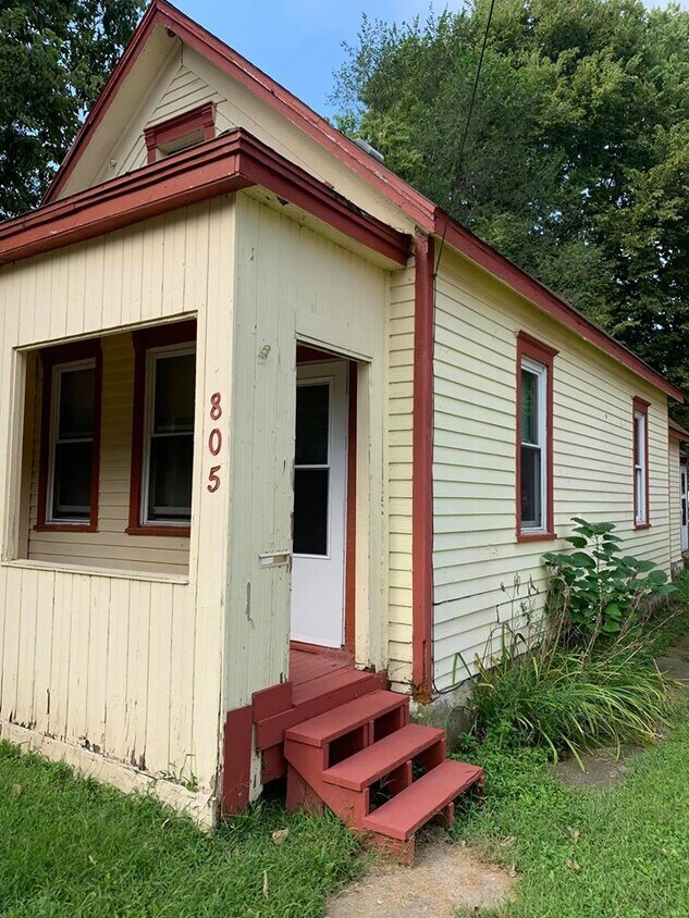 805 S Shelley St, Peoria, IL 61605 House Rental in Peoria, IL