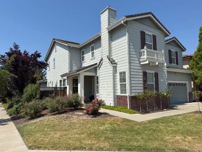Building Photo - 2901 Embleton Ln