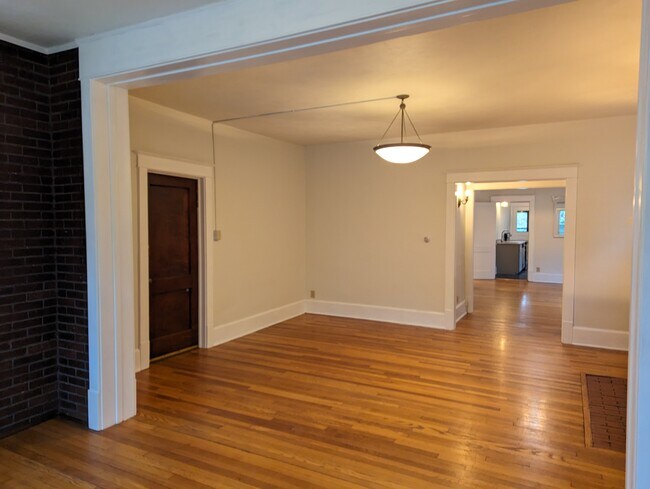 Apartment Entrance Into Living Room - 306 S Gill St
