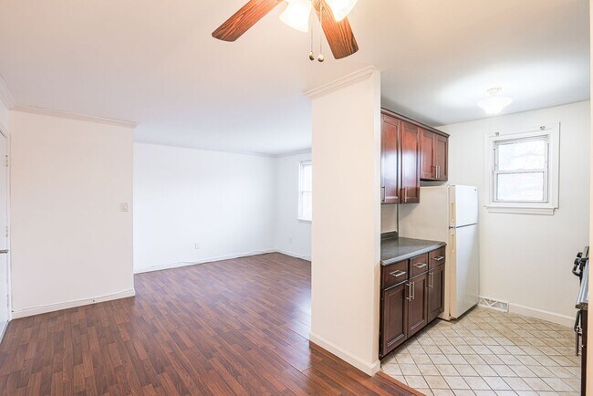 Foto del edificio - Charming 2-Bedroom Condominium with Modern...