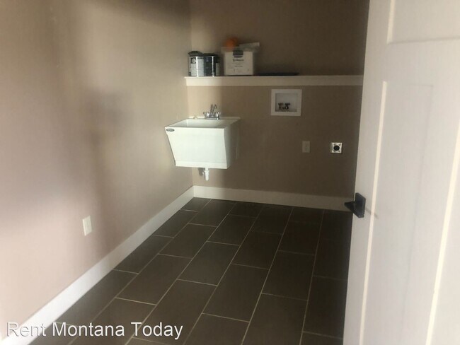 Building Photo - 4 br, 3 bath House - 1438 Plateau Road