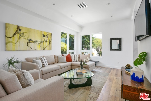 Foto principal - 2531 Thurman Ave