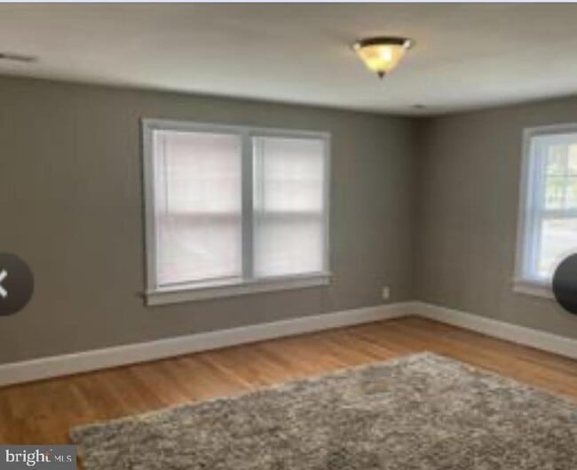 Foto del edificio - 915 William St