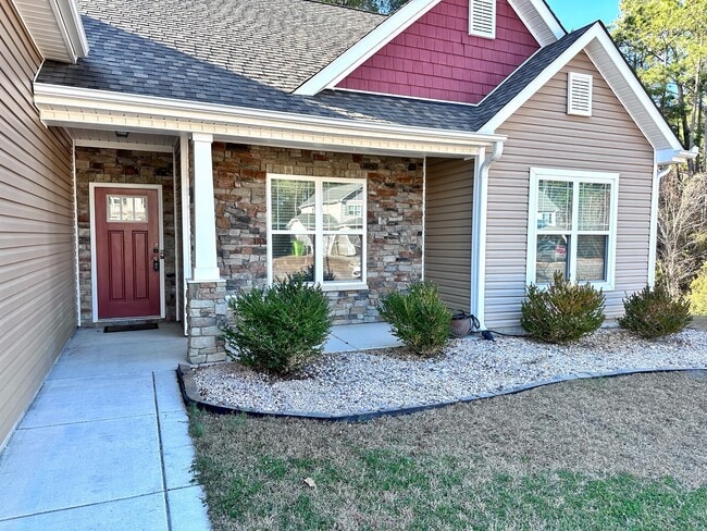 Building Photo - 413 Belhaven Ct