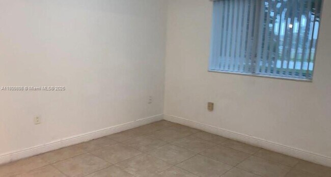 Building Photo - 20850 SW 87th Ave