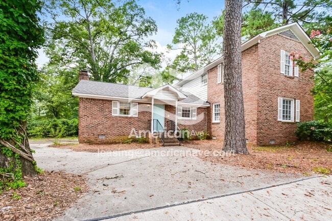 Foto del edificio - 2894 Elm St