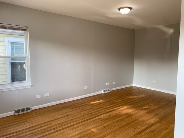 Foto del edificio - 2728 N Melvina Ave