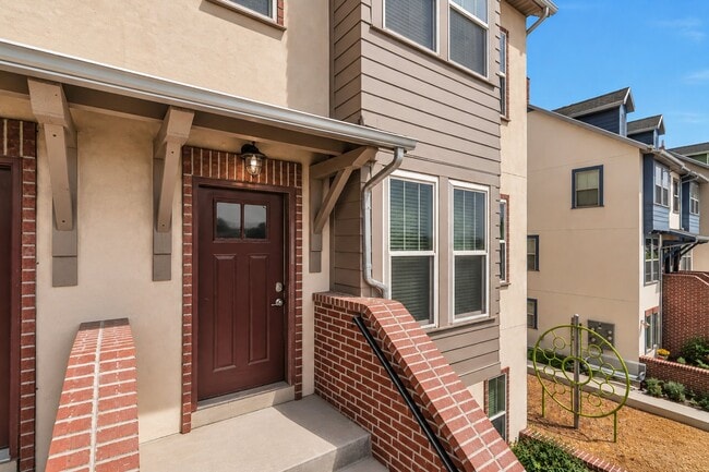 Building Photo - 7588 San Savino Way