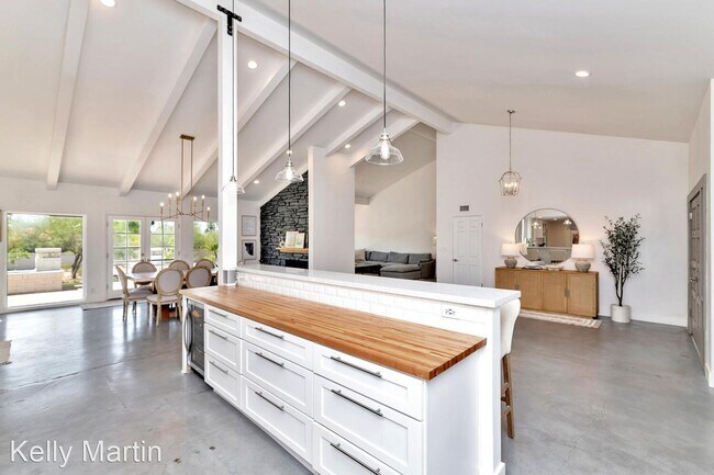 Foto del edificio - 3 br, 2.5 bath House - 3411 E Valley Vista Ln