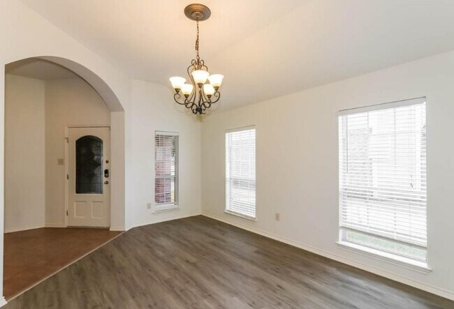 Foto del edificio - 44618 Sequoia View Ln