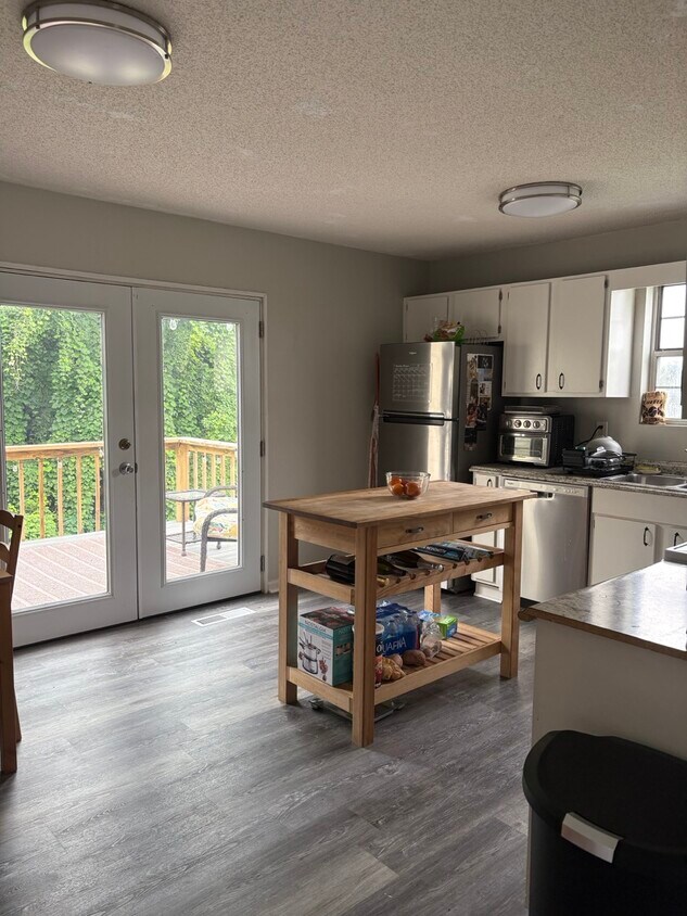 Foto principal - 2931 Bridge Dr