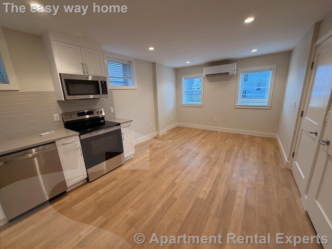 Photo - 900 Massachusetts Ave Apartment