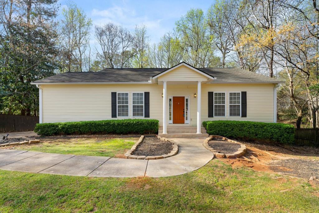 Foto principal - 880 Melody Ln