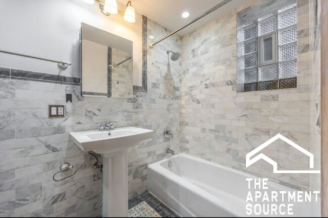 Building Photo - 4309 N Richmond St