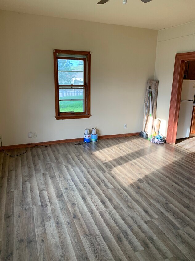 Foto principal - 208 Maple St