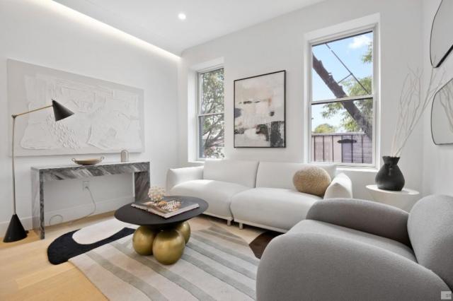 Foto del edificio - 2 bedroom in BROOKLYN NY 11218