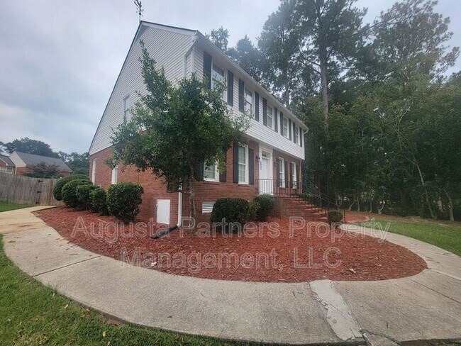 Foto del edificio - 288 Wakefield Ln S