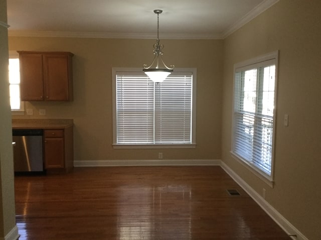 Foto del edificio - 1124 Coram Fields Rd