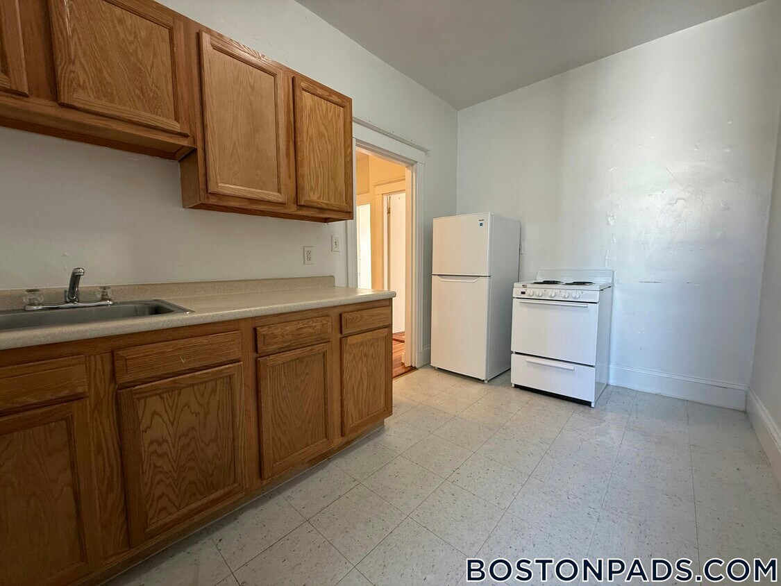 Foto principal - 1375 Commonwealth Ave