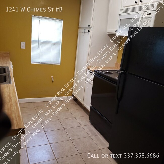 Foto del edificio - 1241 W Chimes St