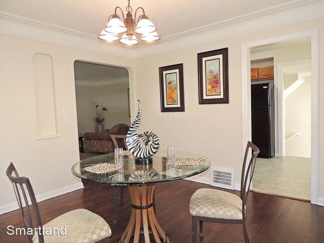 Building Photo - 3 br, 1.5 bath House - 3600 Hildana Rd