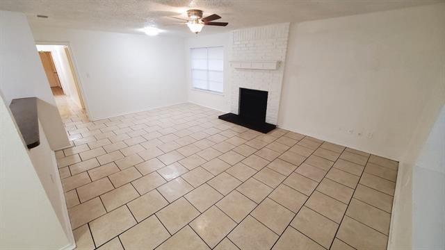 Building Photo - 3427 Republic Dr