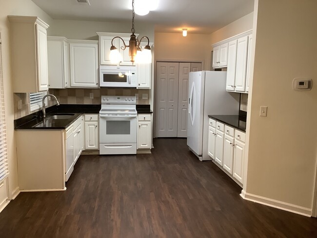 Foto del edificio - 14616 Asheton Creek Dr