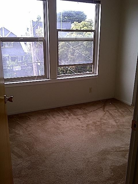 Building Photo - 3 bedroom in San Francisco CA 94122