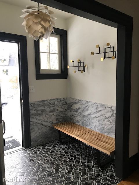 Foto del edificio - 4 br, 2.5 bath House - 1425 Cambridge Rd 1...