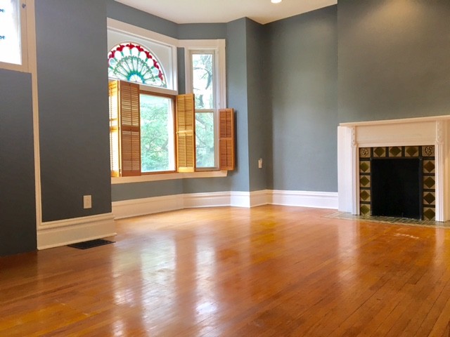 Second floor master bedroom - 5203 S Dorchester Ave