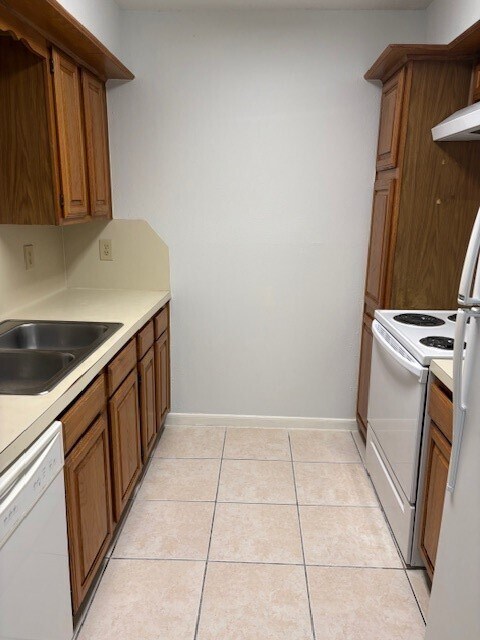 Building Photo - 1311 Antoine Dr