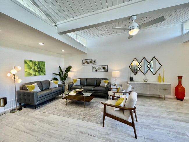 Foto del edificio - 73700 Grapevine St