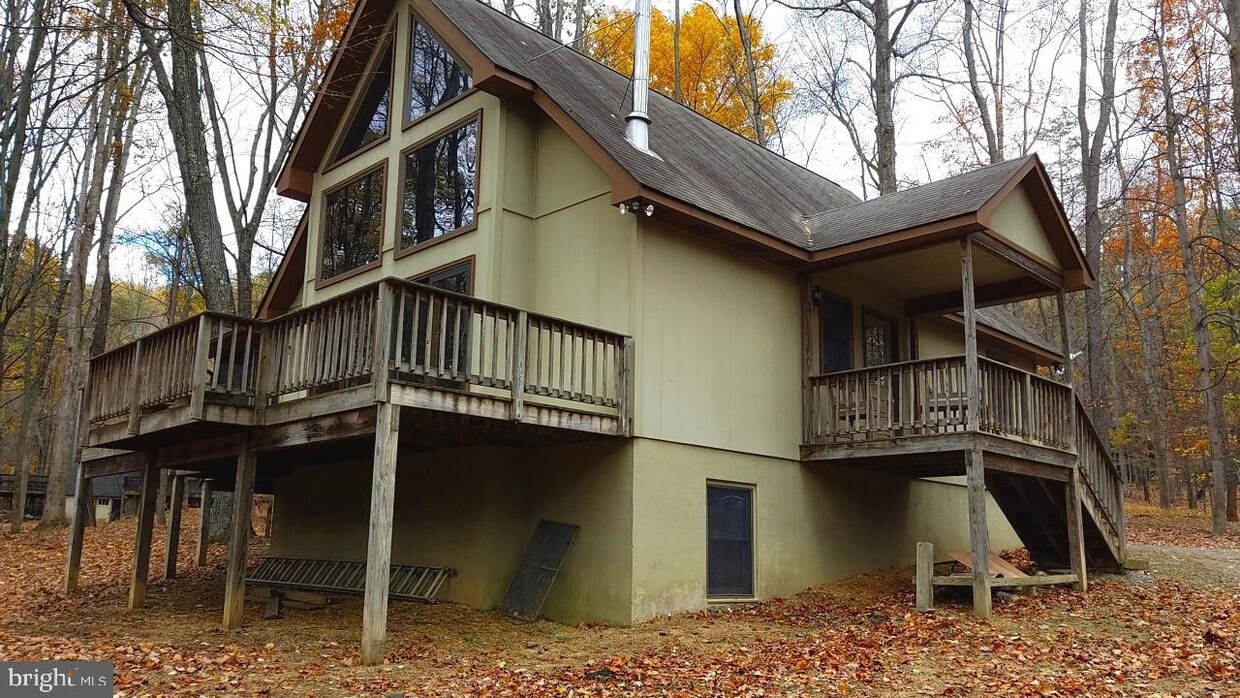 Primary Photo - 1230 Mountainside Dr