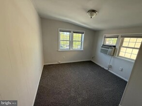 Building Photo - 2642 N Pershing Dr