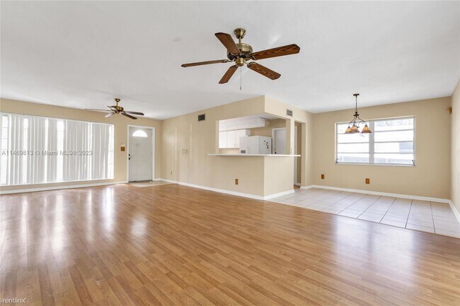 Foto del edificio - 3 br, 2 bath House - 4331 NW 10th St
