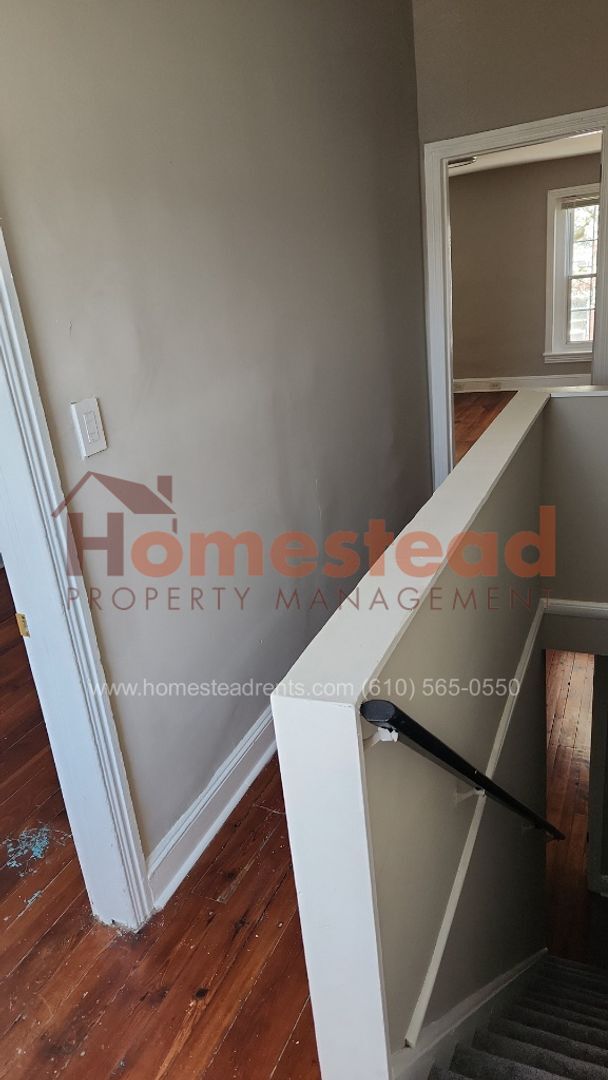 Building Photo - 4 Bedroom Home in Norristown!