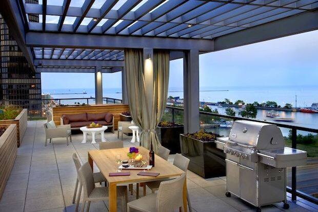 Foto del edificio - 644 N lakeshore Dr