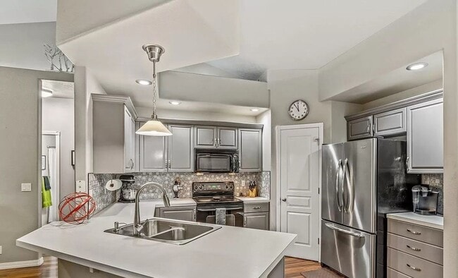 Building Photo - Beautiful 3 bed 2 bath in Meridian Tumble Creed Subdivision just off Linder and Ustick Rd.