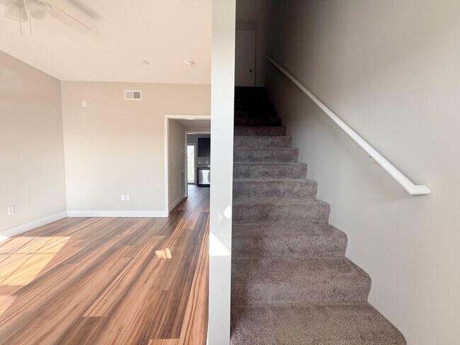 Foto del edificio - 5204 Oak Pt Ct