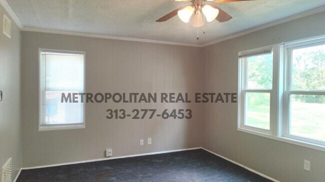 Foto del edificio - 34214 Dayton Ct