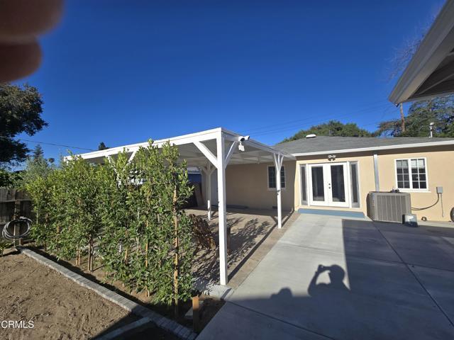 Building Photo - 2992 Casitas Ave