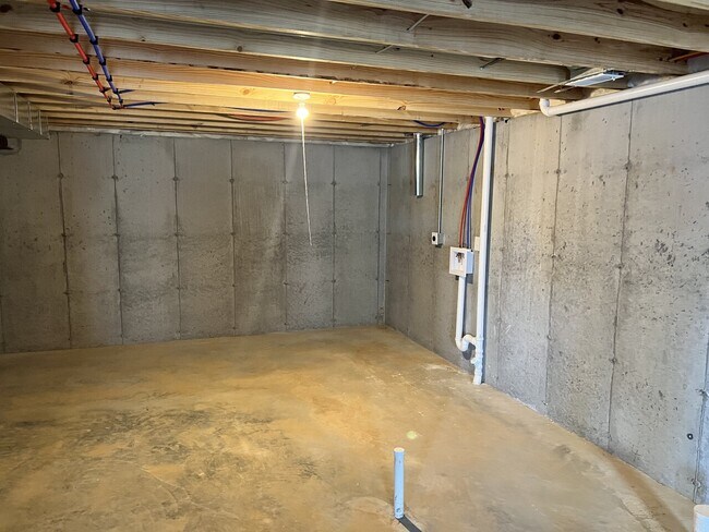 Building Photo - 11 Kensington Drive
