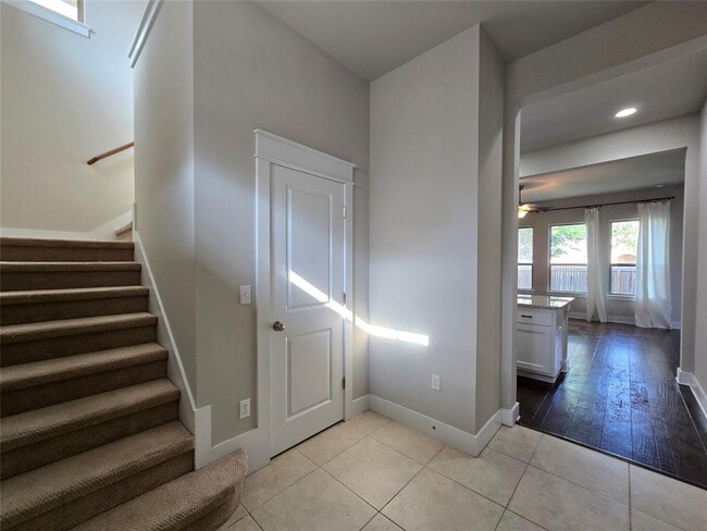 Building Photo - 13001 Hymeadow Dr
