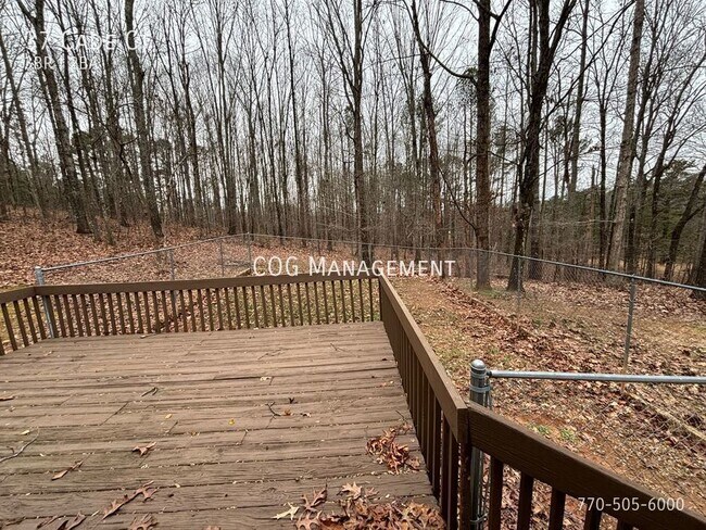Building Photo - Fully Remodeled 3/1.5 House