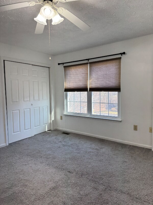 Foto del edificio - 5314 Halibut Pl