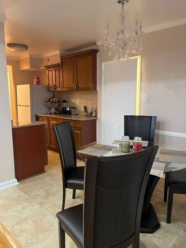 Foto del edificio - 1308 E 84th St