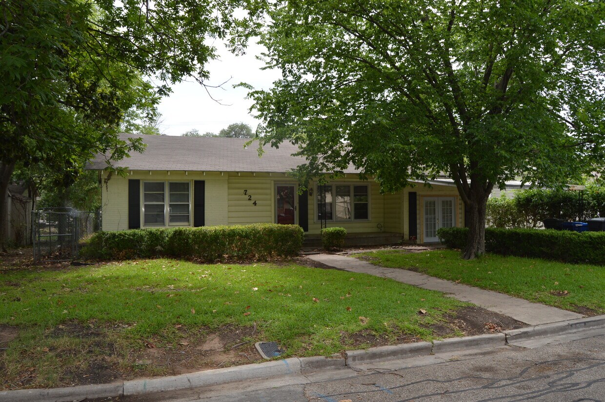 724 Grice Dr, Waco, TX 76710 House for Rent in Waco, TX